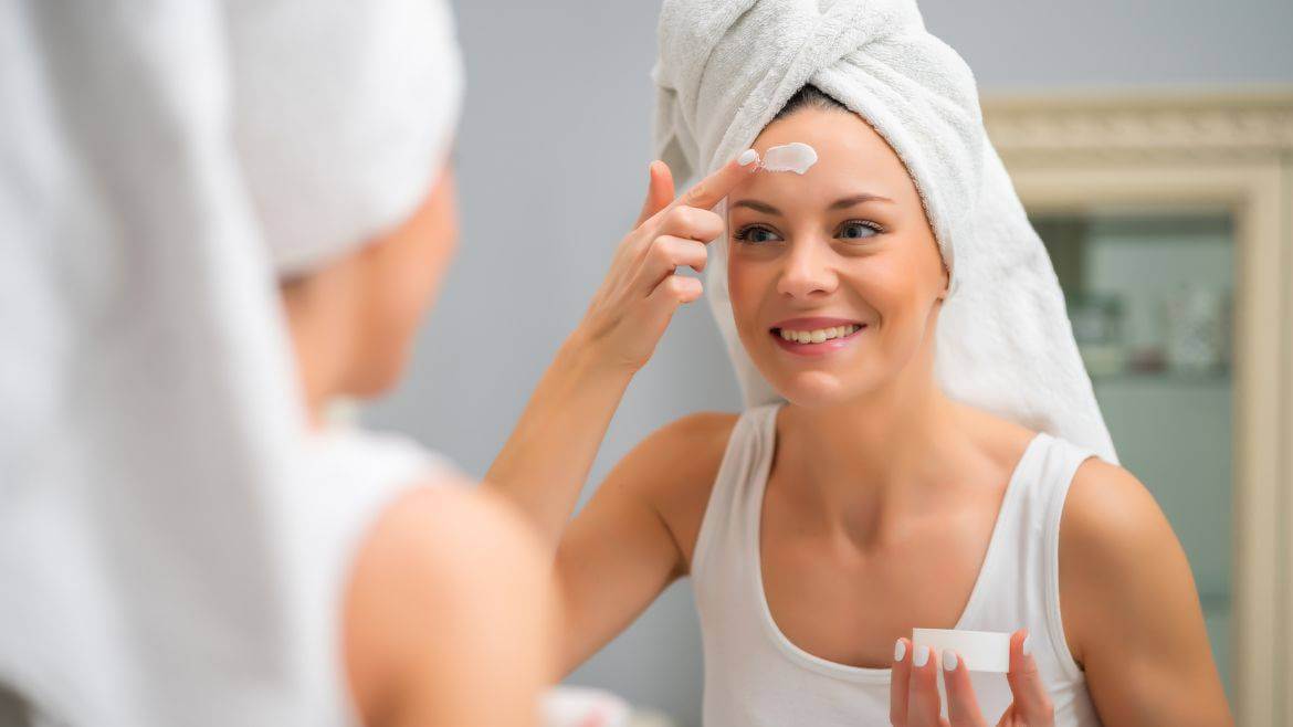 Tips to Improve Skin Elasticity and Firmness at Home