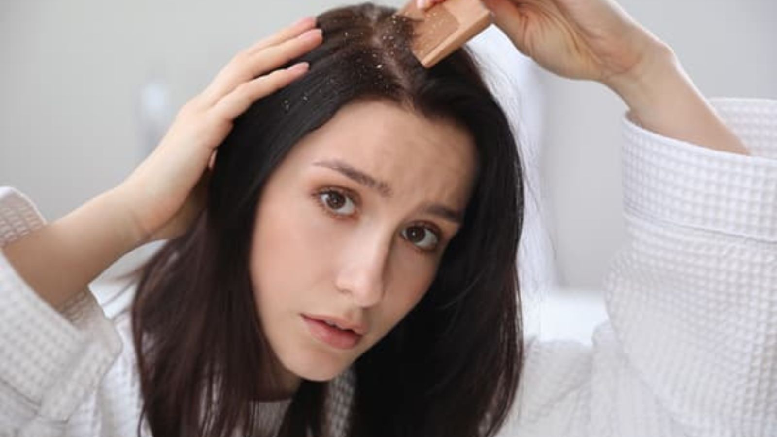 Top 5 Dermatologist-Approved Anti-Dandruff Shampoos for Indian Scalp Types